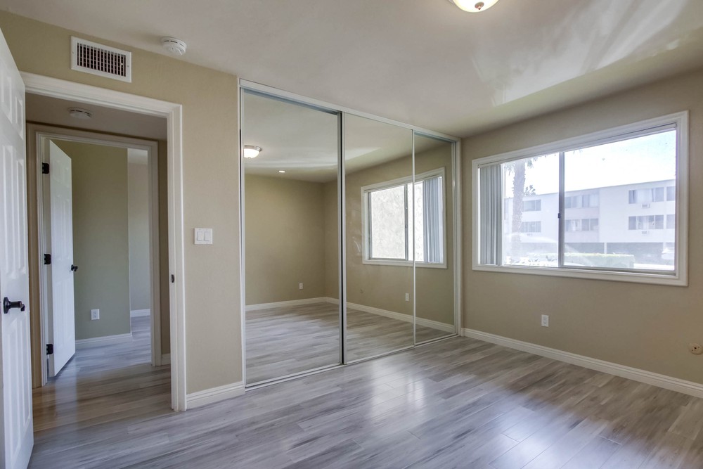Virtual tour photo 20 of 30 for 4550 Glacier Ave