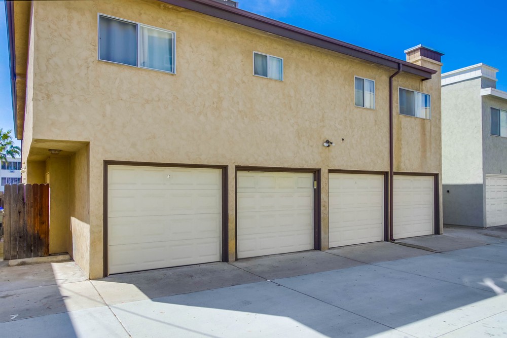 Virtual tour photo 31 of 30 for 4550 Glacier Ave