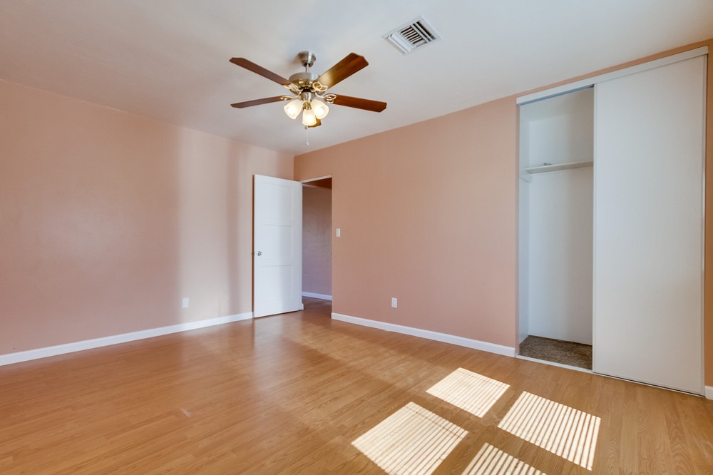 Virtual tour photo 19 of 24 for 4555 50th Street