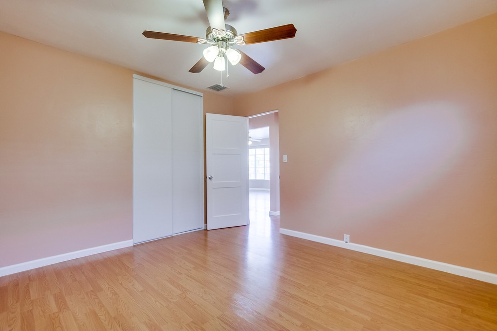 Virtual tour photo 22 of 24 for 4555 50th Street