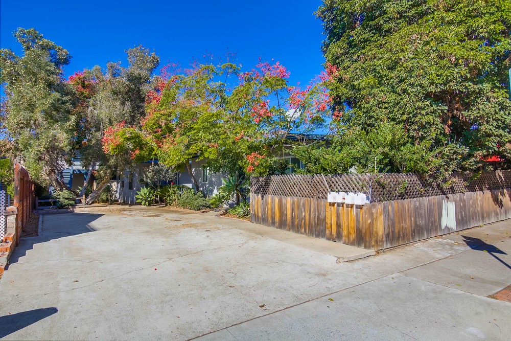 Virtual tour photo 1 of 48 for 4556 Bond St