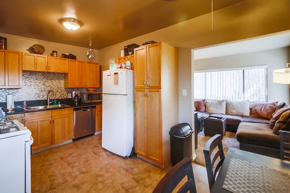 Virtual tour photo 14 of 48 for 4556 Bond St