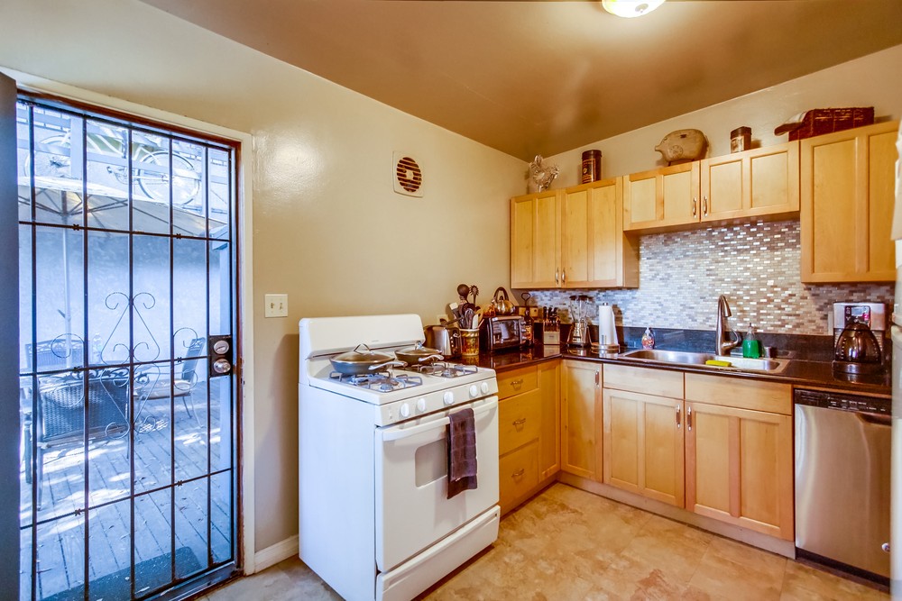 Virtual tour photo 16 of 48 for 4556 Bond St