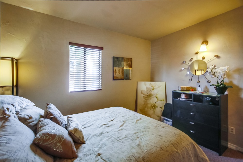 Virtual tour photo 21 of 48 for 4556 Bond St