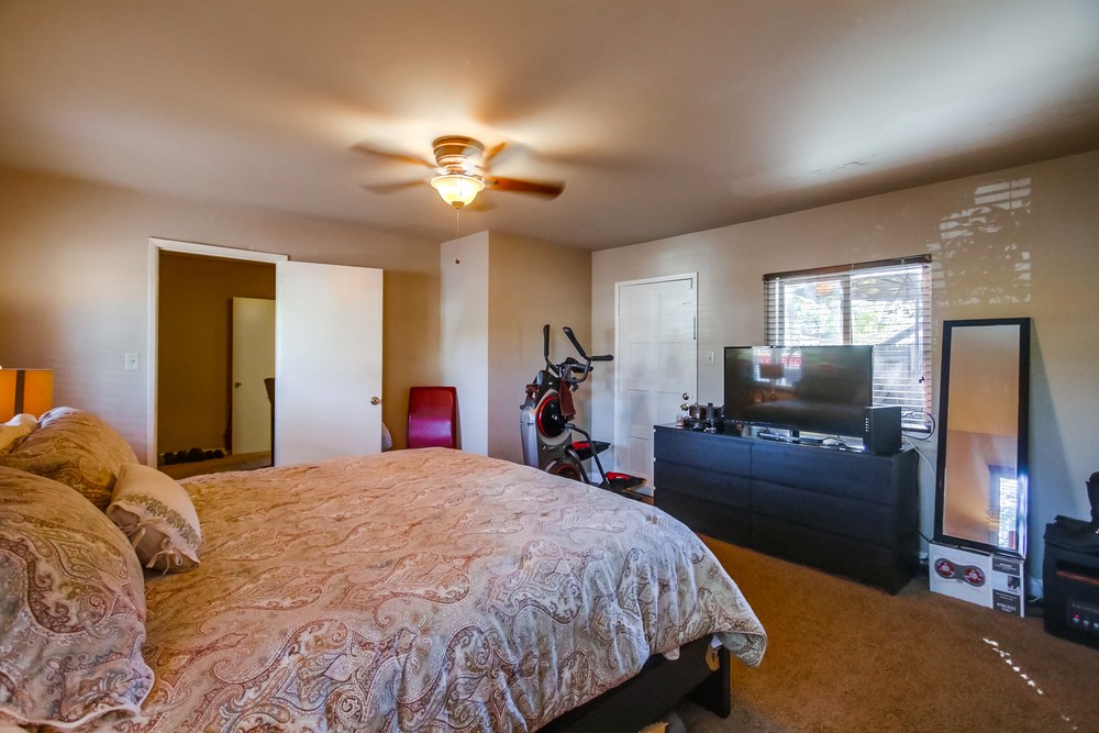 Virtual tour photo 28 of 48 for 4556 Bond St