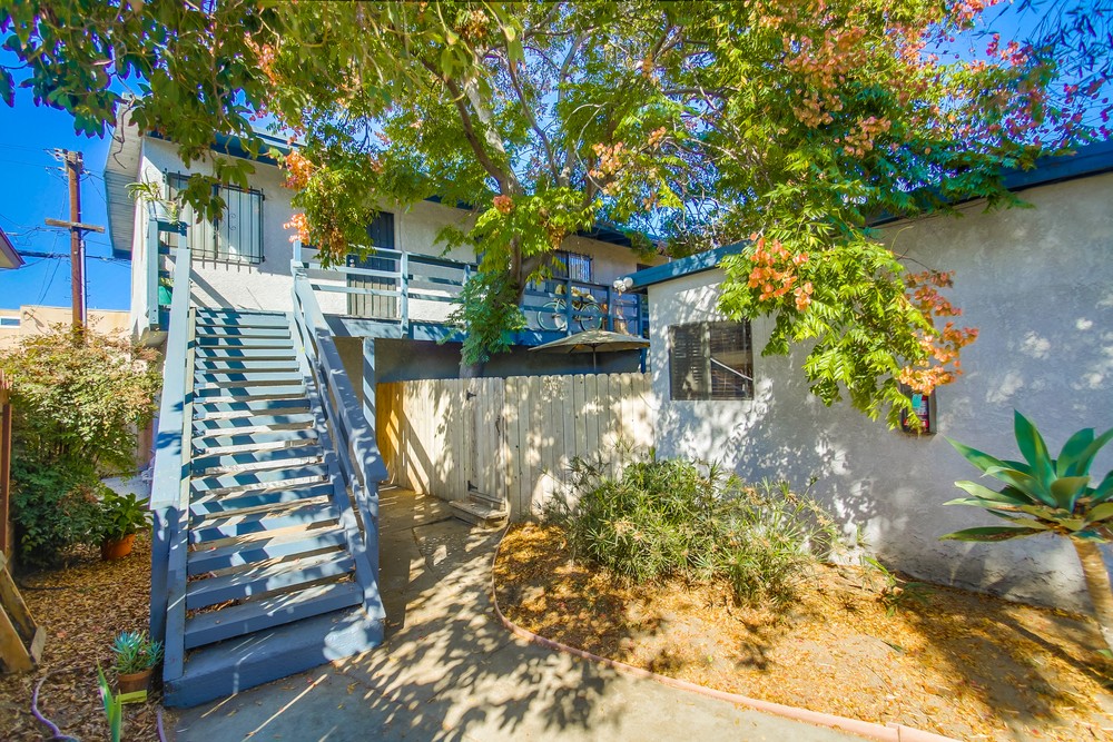 Virtual tour photo 34 of 48 for 4556 Bond St