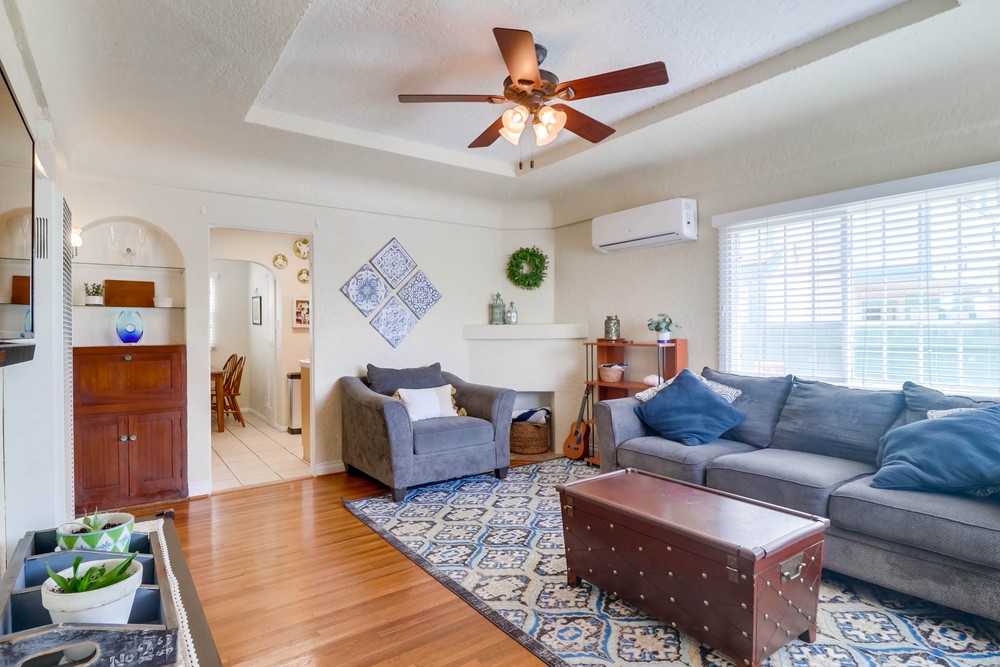 Virtual tour photo 9 of 81 for 4557 Oregon St