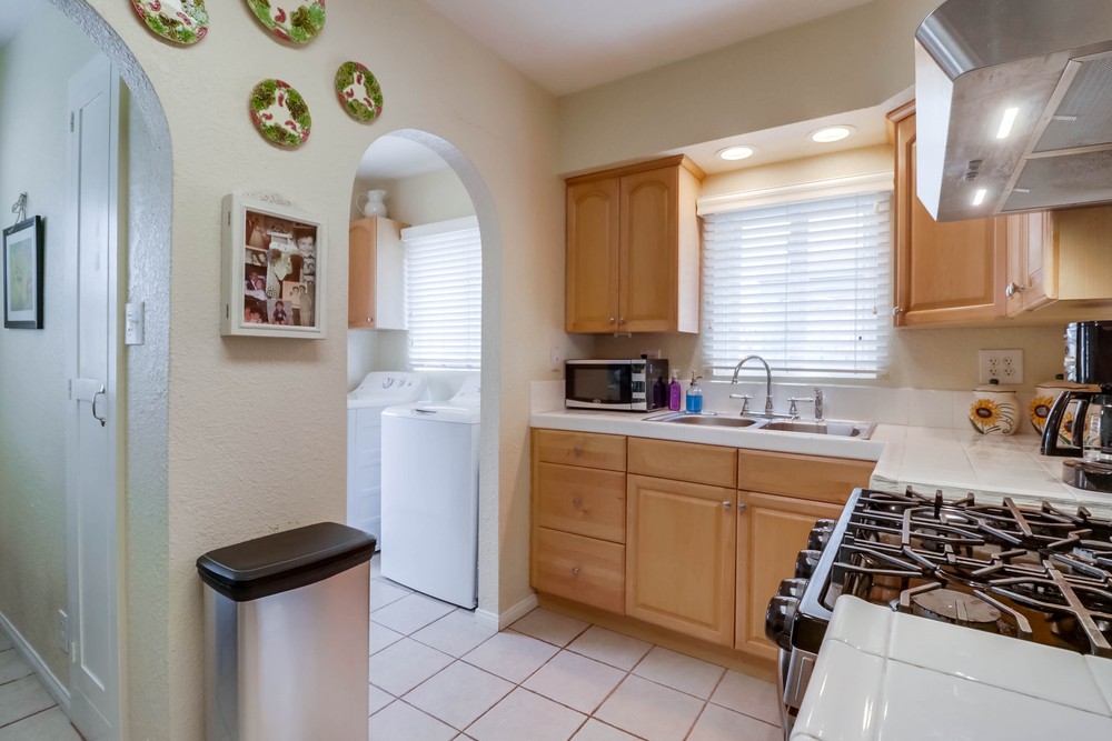 Virtual tour photo 15 of 81 for 4557 Oregon St