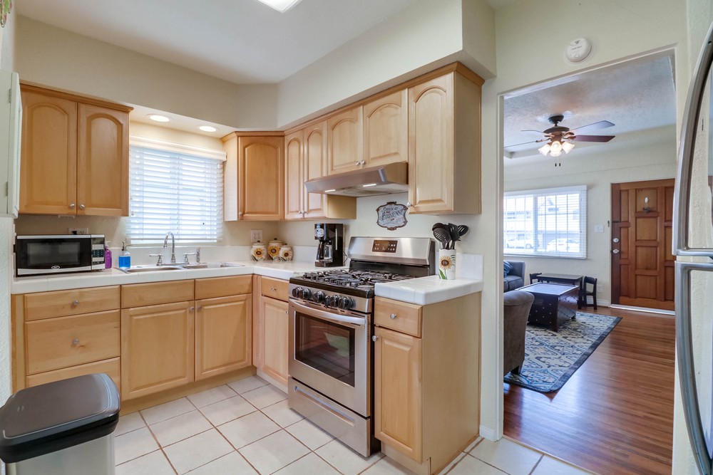 Virtual tour photo 17 of 81 for 4557 Oregon St