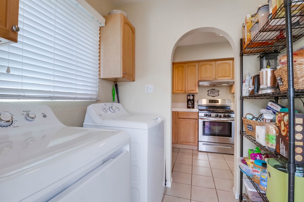 Virtual tour photo 21 of 81 for 4557 Oregon St
