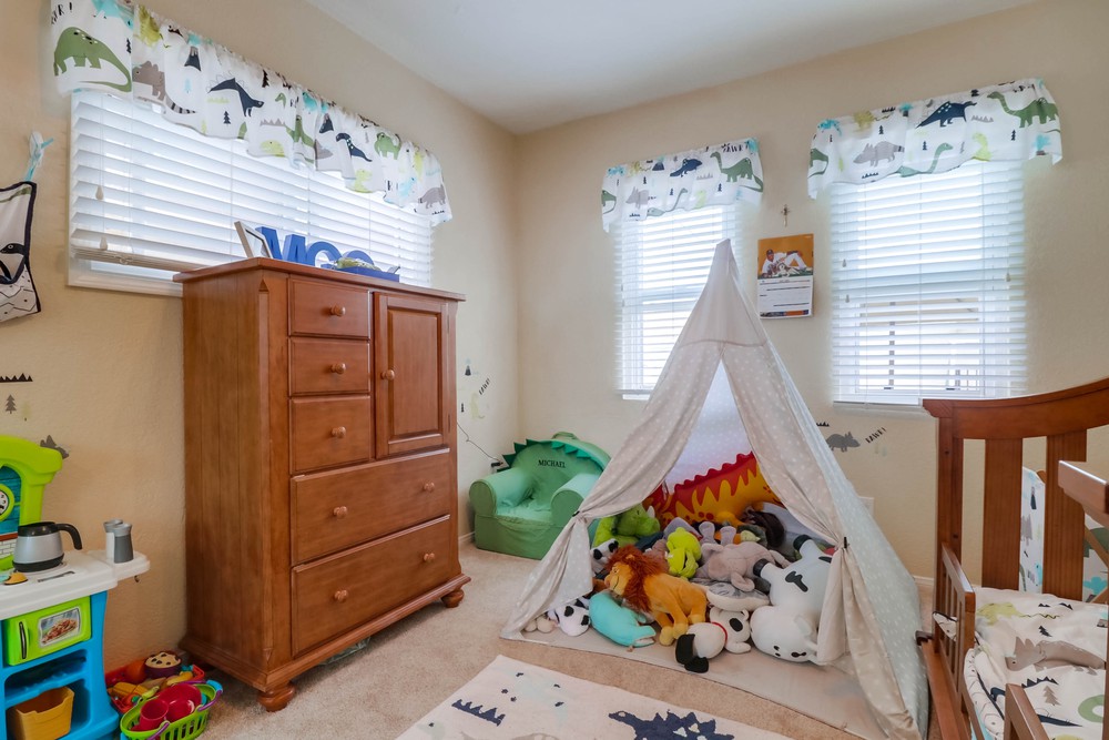 Virtual tour photo 22 of 81 for 4557 Oregon St