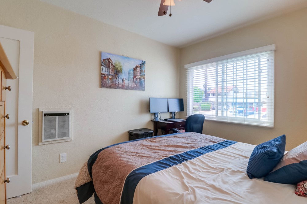Virtual tour photo 26 of 81 for 4557 Oregon St