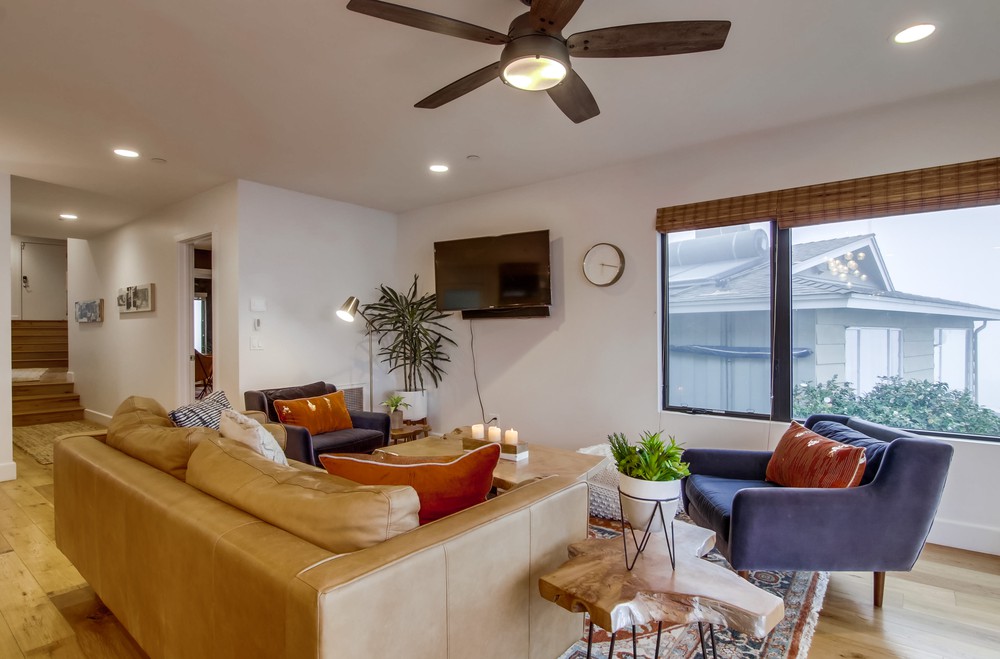 Virtual tour photo 4 of 89 for 4557 Santa Cruz Ave