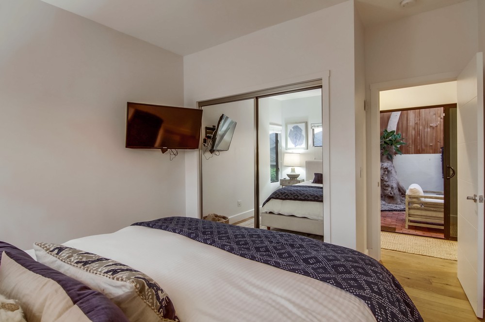 Virtual tour photo 43 of 89 for 4557 Santa Cruz Ave