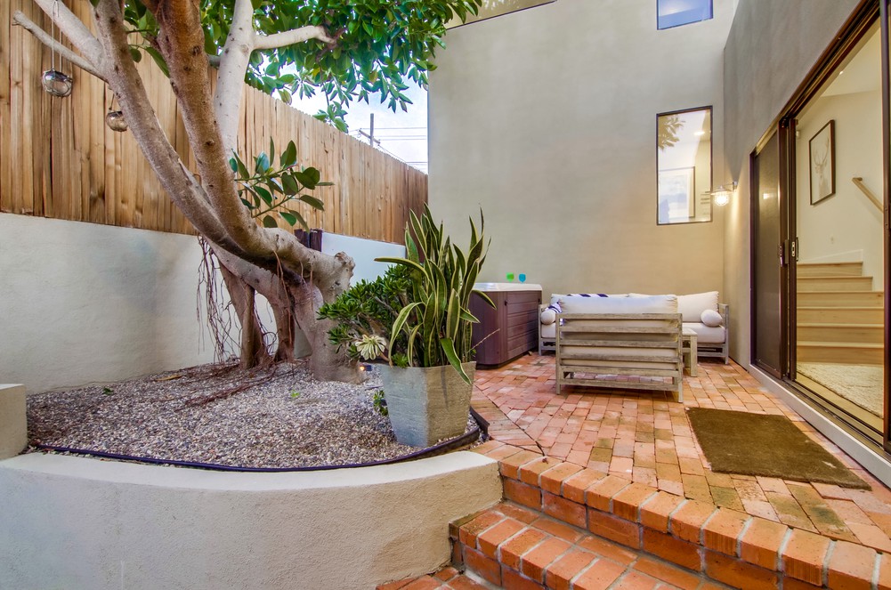 Virtual tour photo 62 of 89 for 4557 Santa Cruz Ave