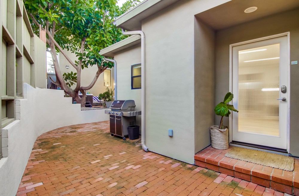 Virtual tour photo 64 of 89 for 4557 Santa Cruz Ave