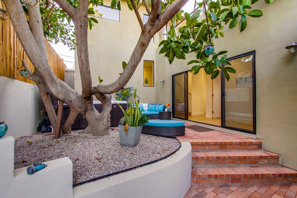 Virtual tour photo 53 of 68 for 4557 Santa Cruz Ave