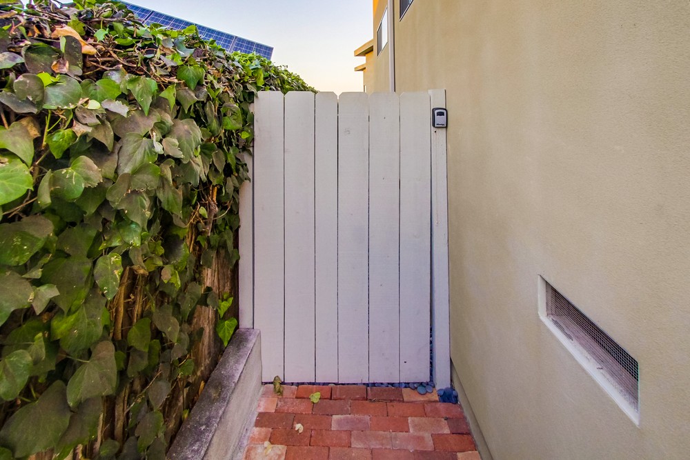 Virtual tour photo 55 of 68 for 4557 Santa Cruz Ave