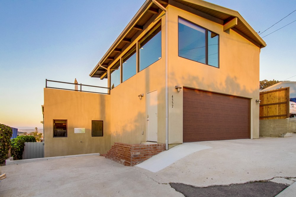 Virtual tour photo 57 of 68 for 4557 Santa Cruz Ave
