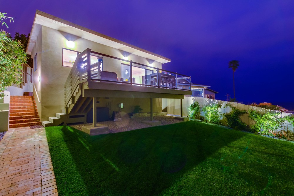 Virtual tour photo 1 of 98 for 4557 Santa Cruz Avenue