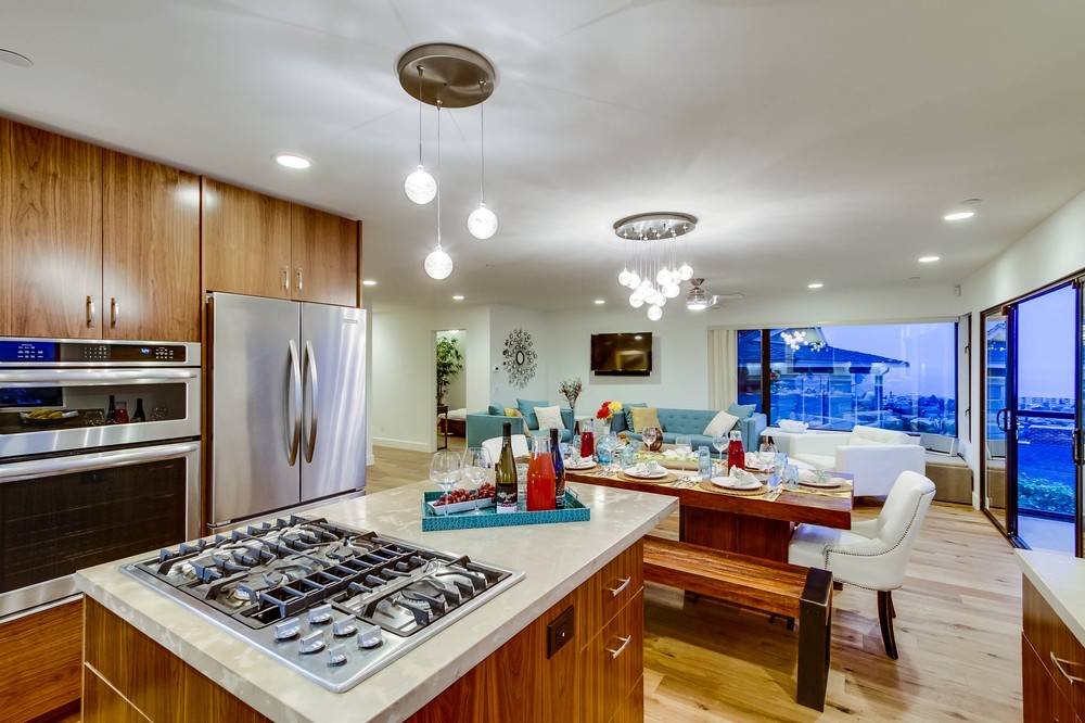 Virtual tour photo 25 of 98 for 4557 Santa Cruz Avenue