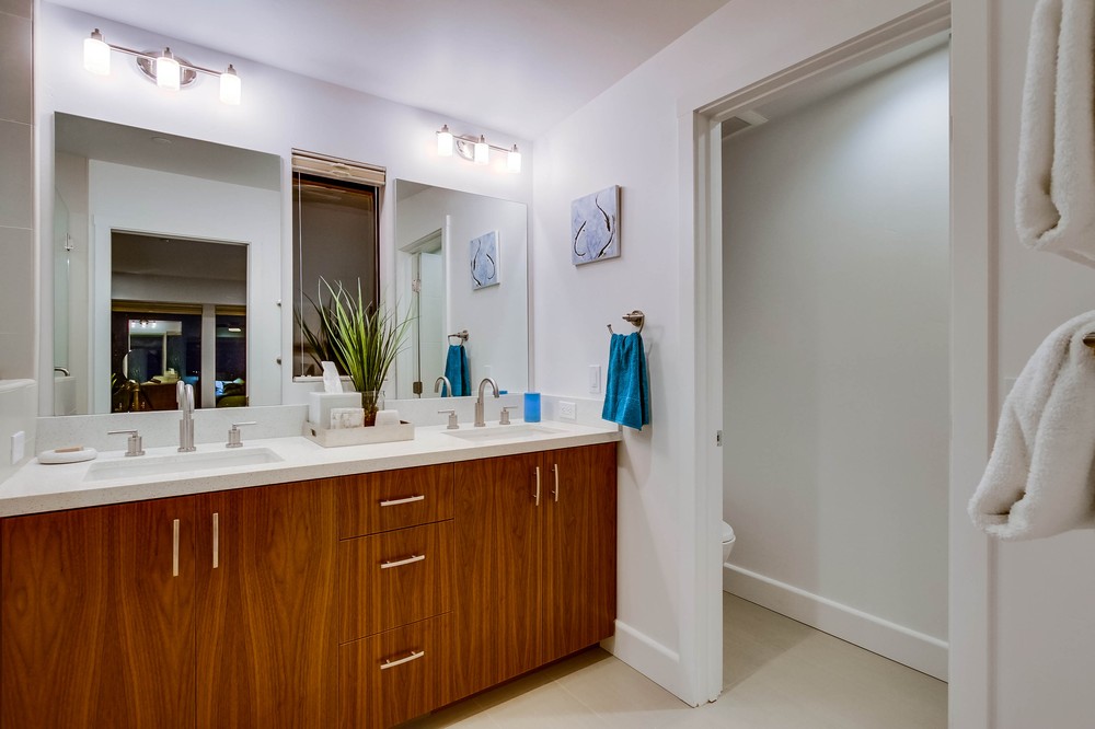 Virtual tour photo 34 of 98 for 4557 Santa Cruz Avenue