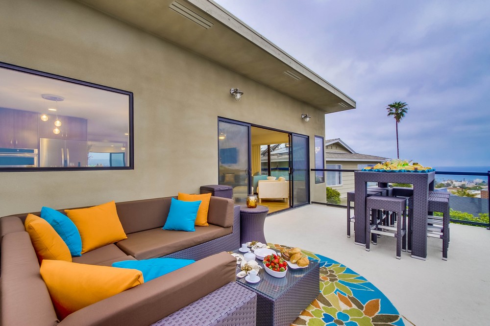 Virtual tour photo 57 of 98 for 4557 Santa Cruz Avenue