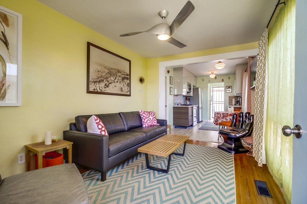 Virtual tour photo 4 of 30 for 4559 Narragansett Ave