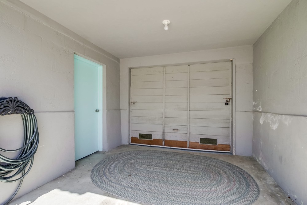 Virtual tour photo 29 of 30 for 4559 Narragansett Ave