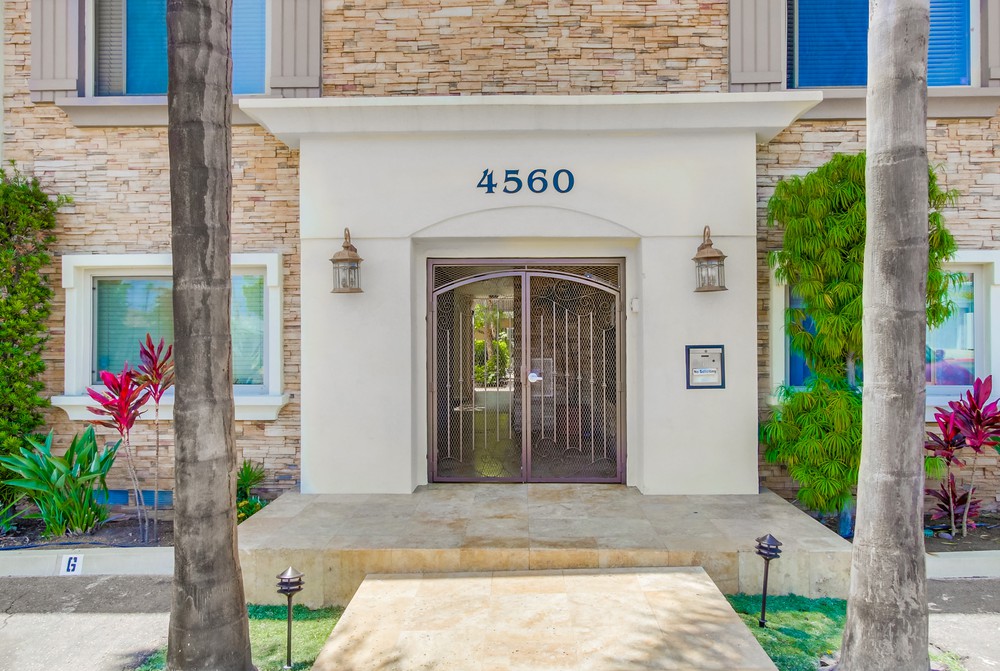 Virtual tour photo 6 of 39 for 4560 60th St Unit 12