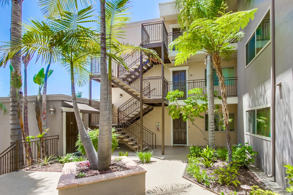 Virtual tour photo 9 of 39 for 4560 60th St Unit 12