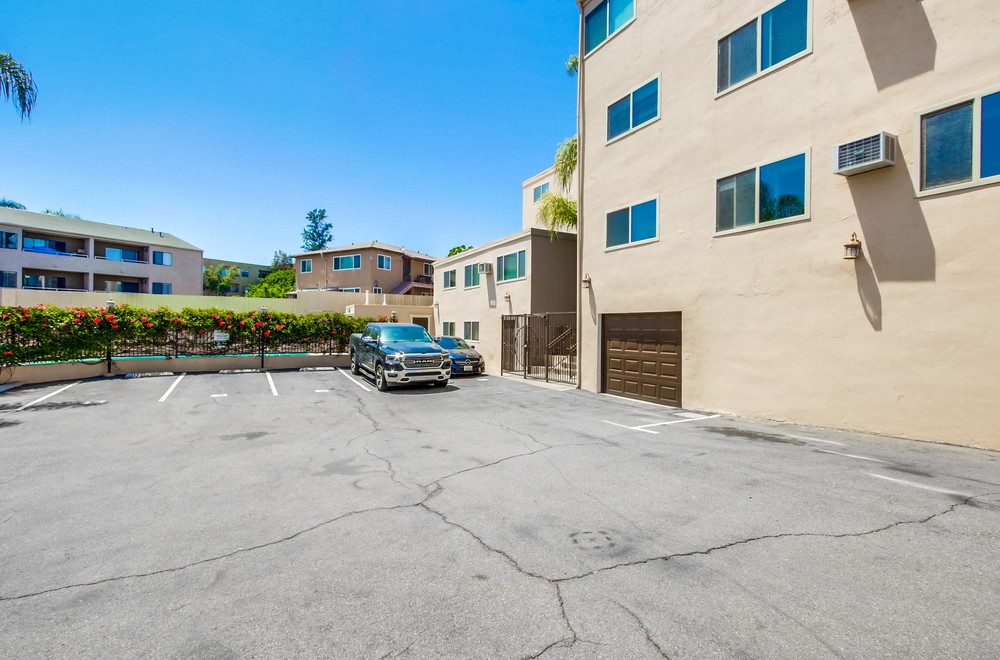 Virtual tour photo 39 of 39 for 4560 60th St Unit 12