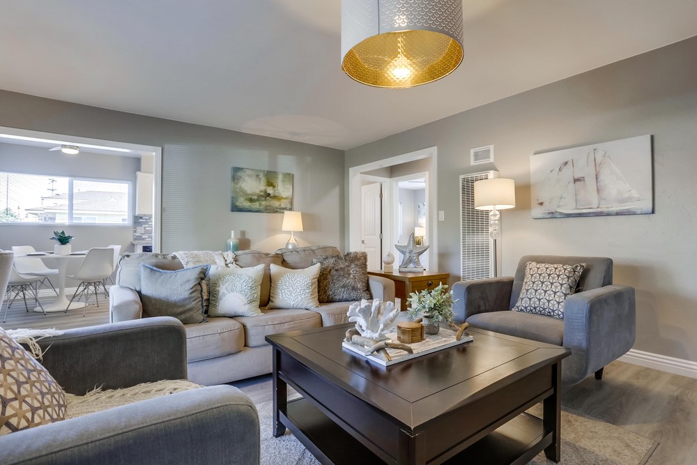 Virtual tour photo 9 of 31 for 4562 62nd St