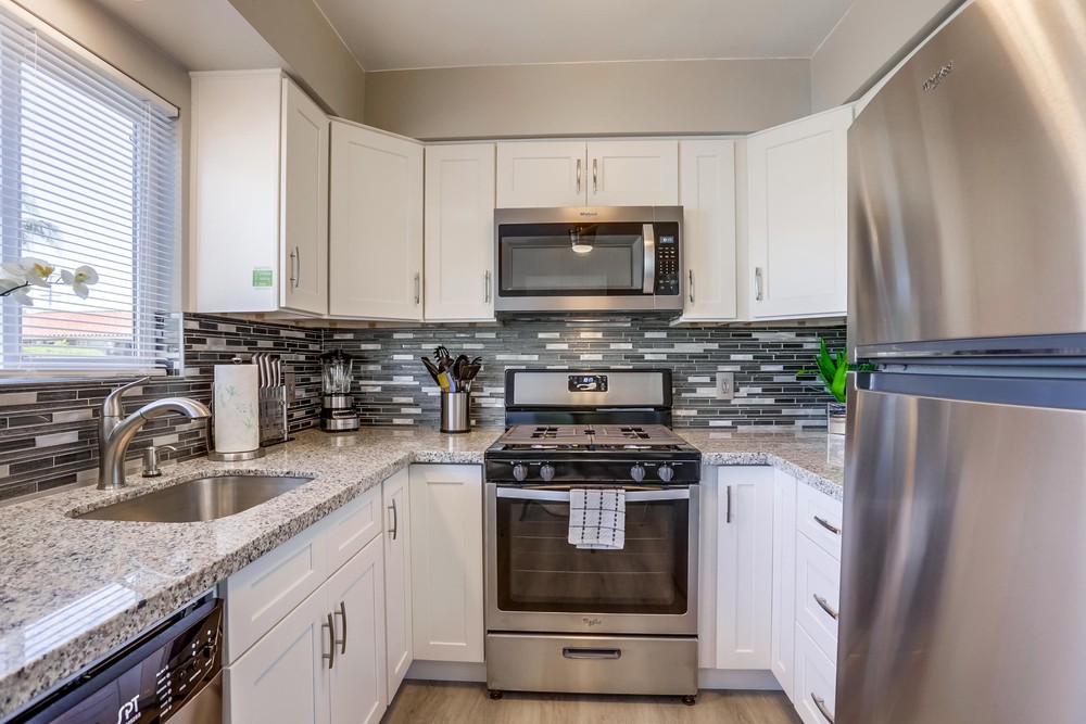 Virtual tour photo 19 of 31 for 4562 62nd St