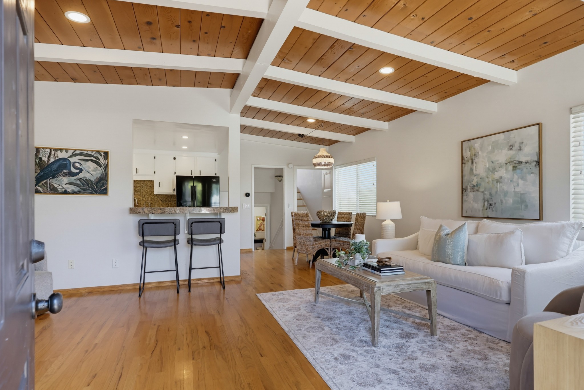 Virtual tour photo 12 of 84 for 4563 Narragansett Ave