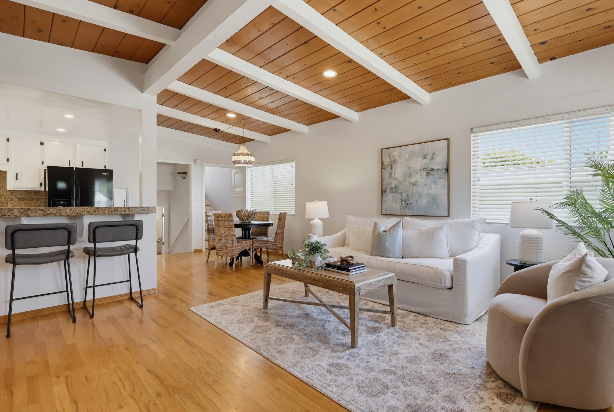 Virtual tour photo 13 of 84 for 4563 Narragansett Ave