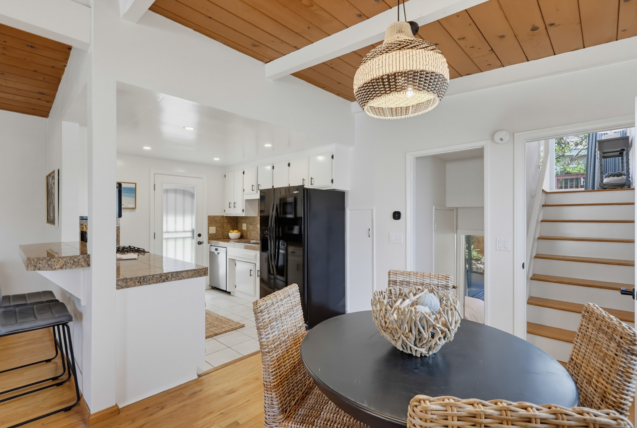 Virtual tour photo 18 of 84 for 4563 Narragansett Ave