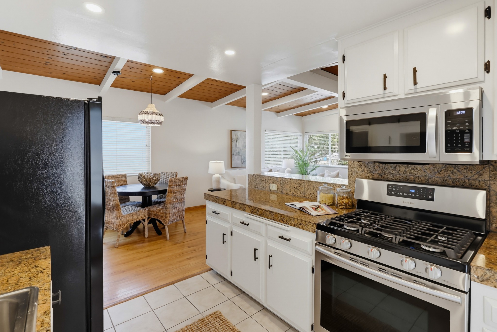 Virtual tour photo 24 of 84 for 4563 Narragansett Ave