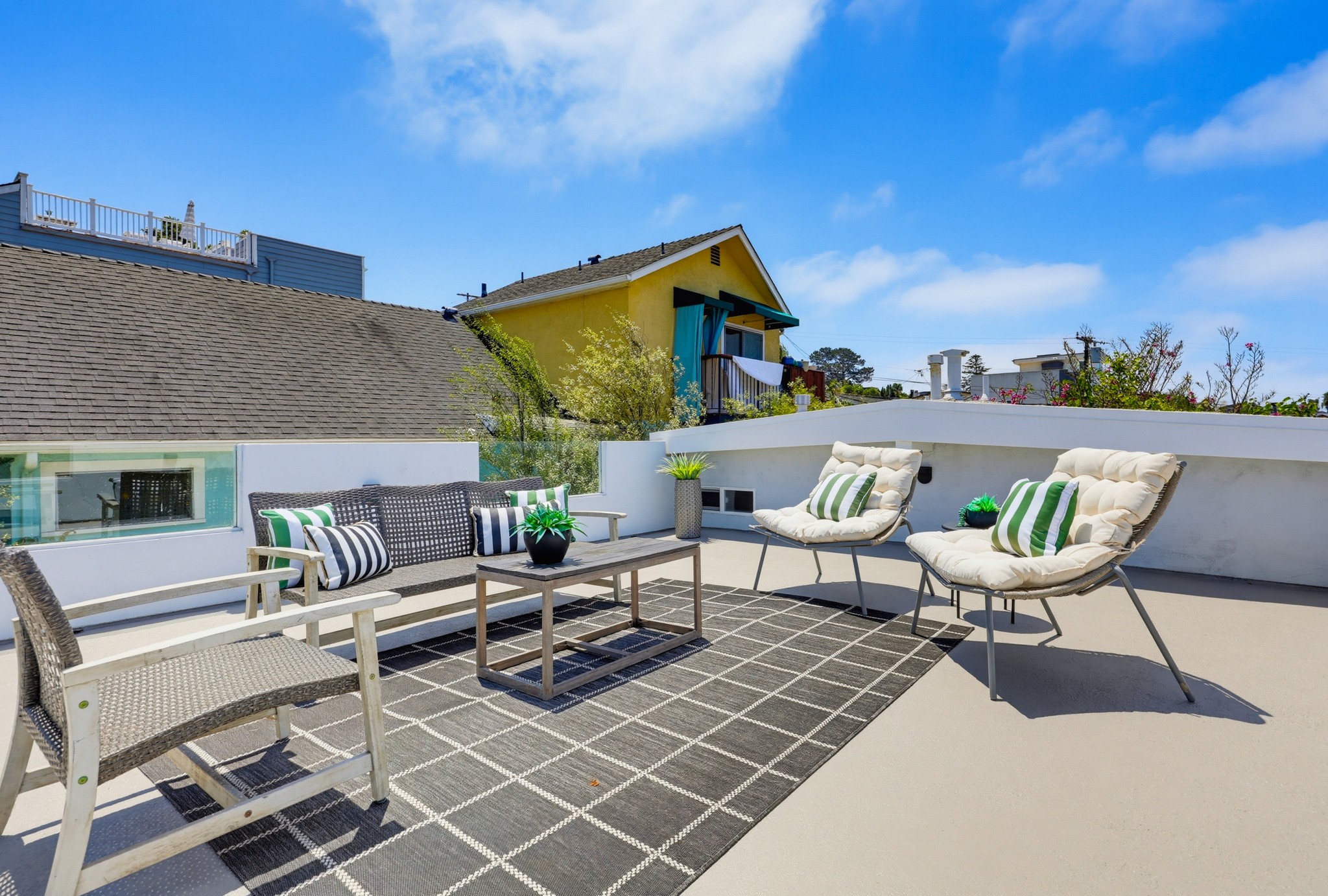 Virtual tour photo 47 of 84 for 4563 Narragansett Ave