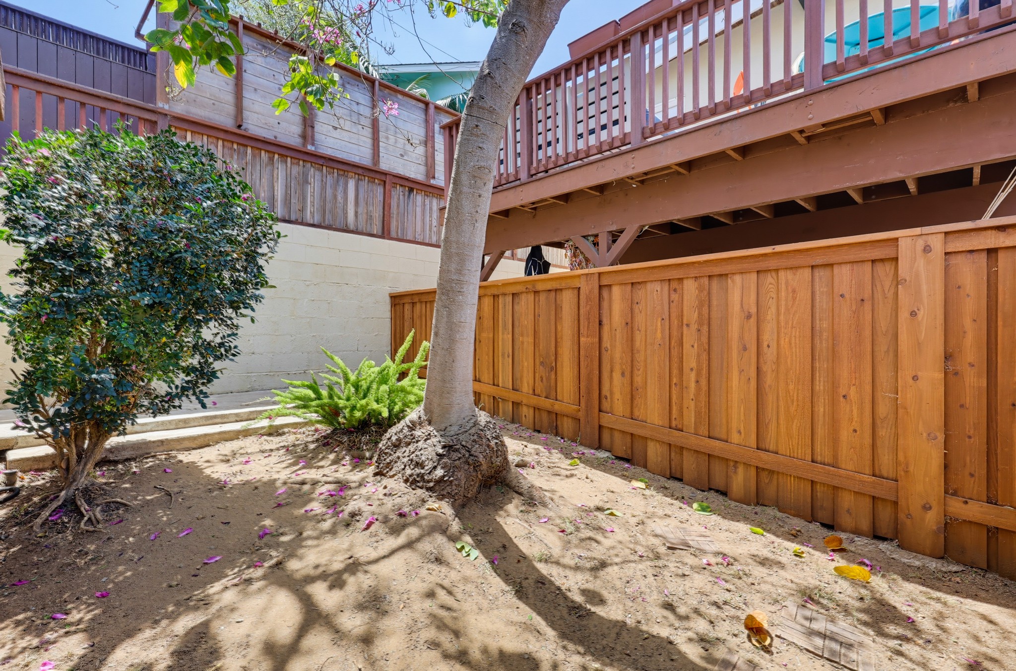 Virtual tour photo 79 of 84 for 4563 Narragansett Ave