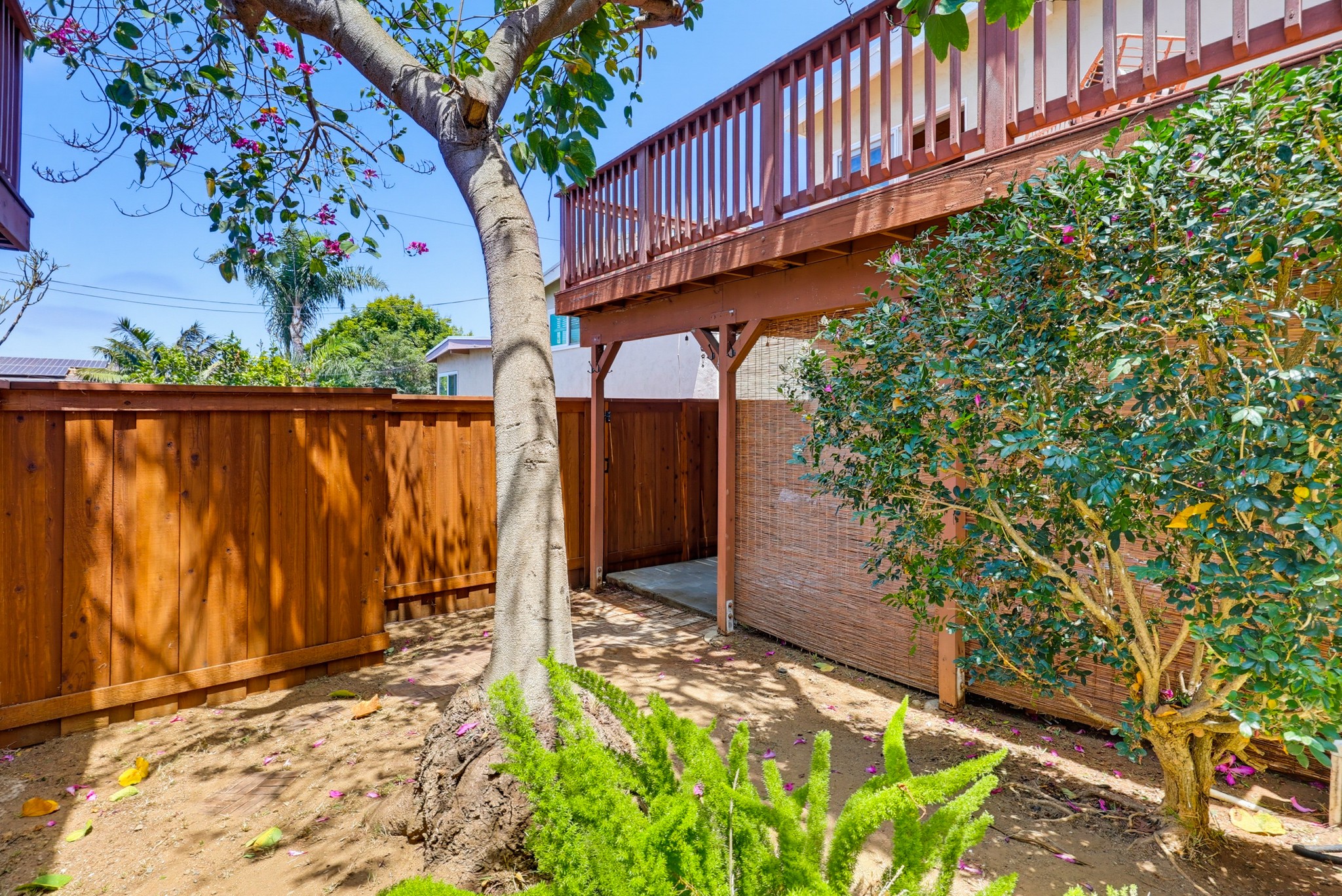 Virtual tour photo 82 of 84 for 4563 Narragansett Ave
