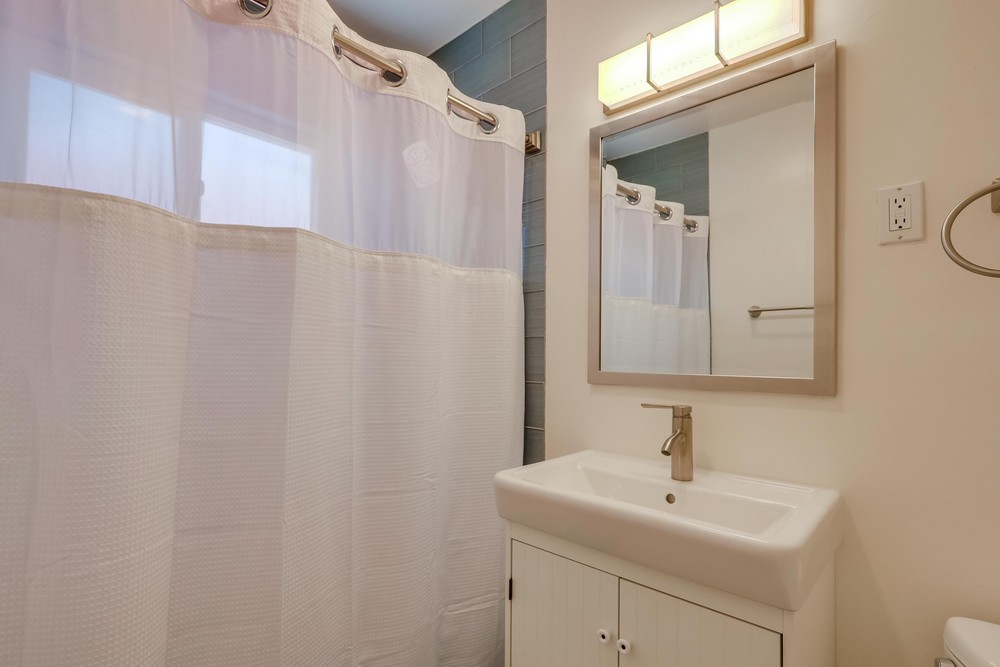 Virtual tour photo 16 of 17 for 4565 Florida St