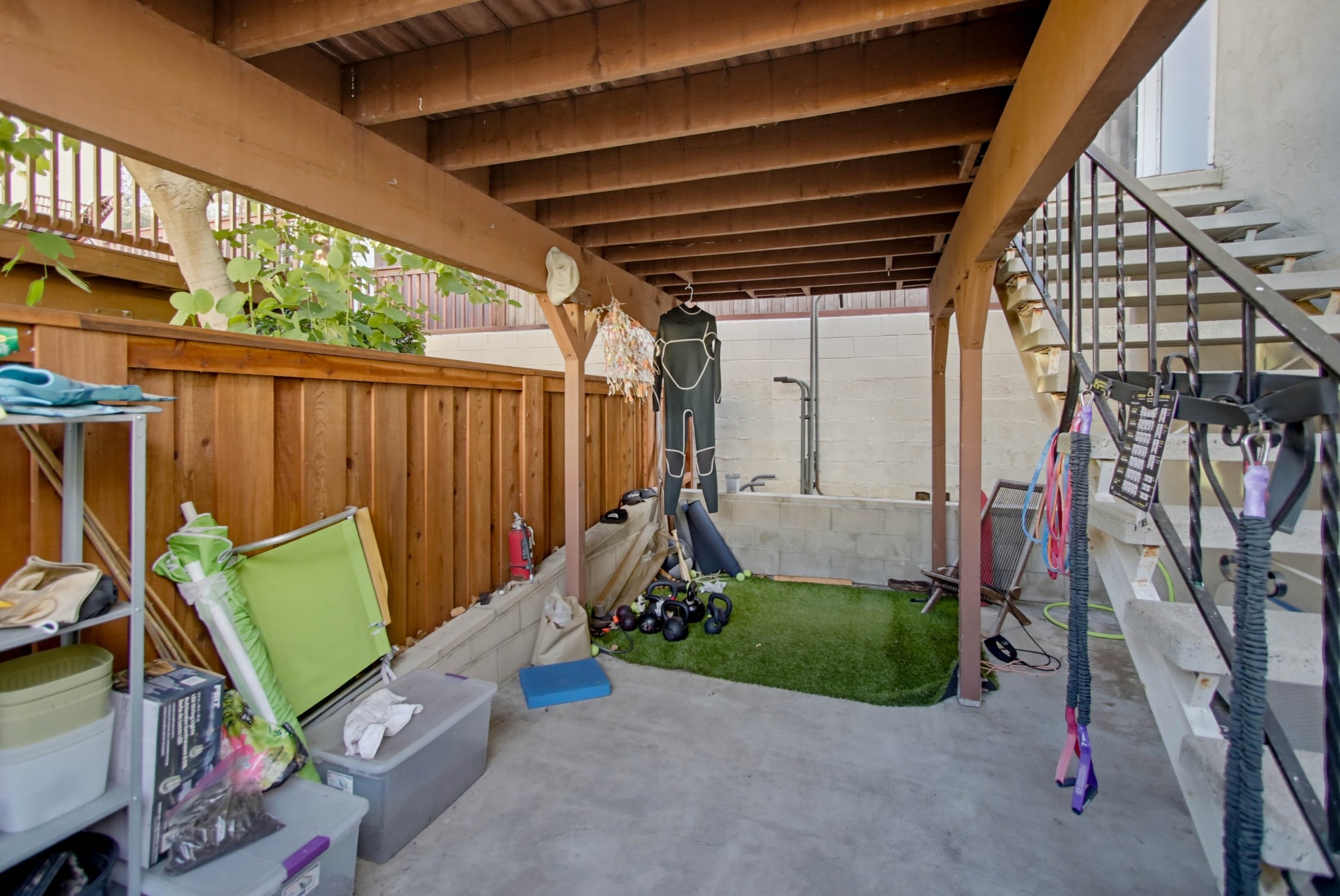 Virtual tour photo 3 of 61 for 4565 Narragansett Ave