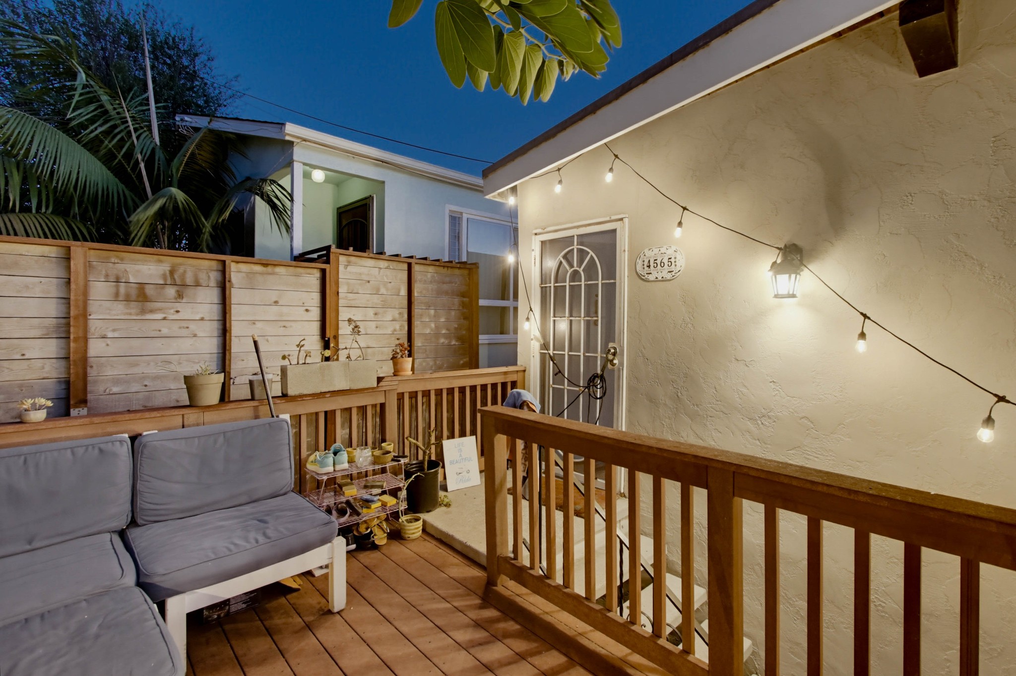 Virtual tour photo 8 of 61 for 4565 Narragansett Ave