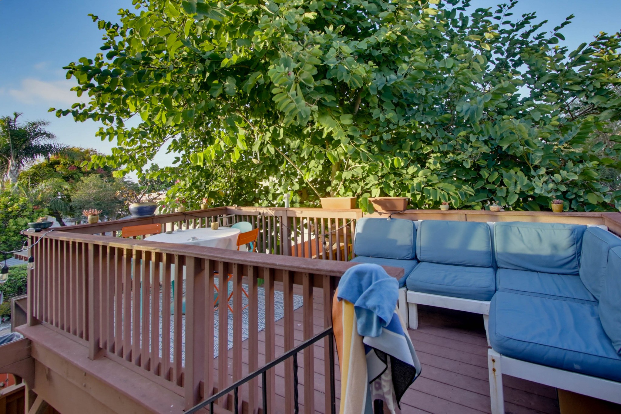 Virtual tour photo 9 of 61 for 4565 Narragansett Ave