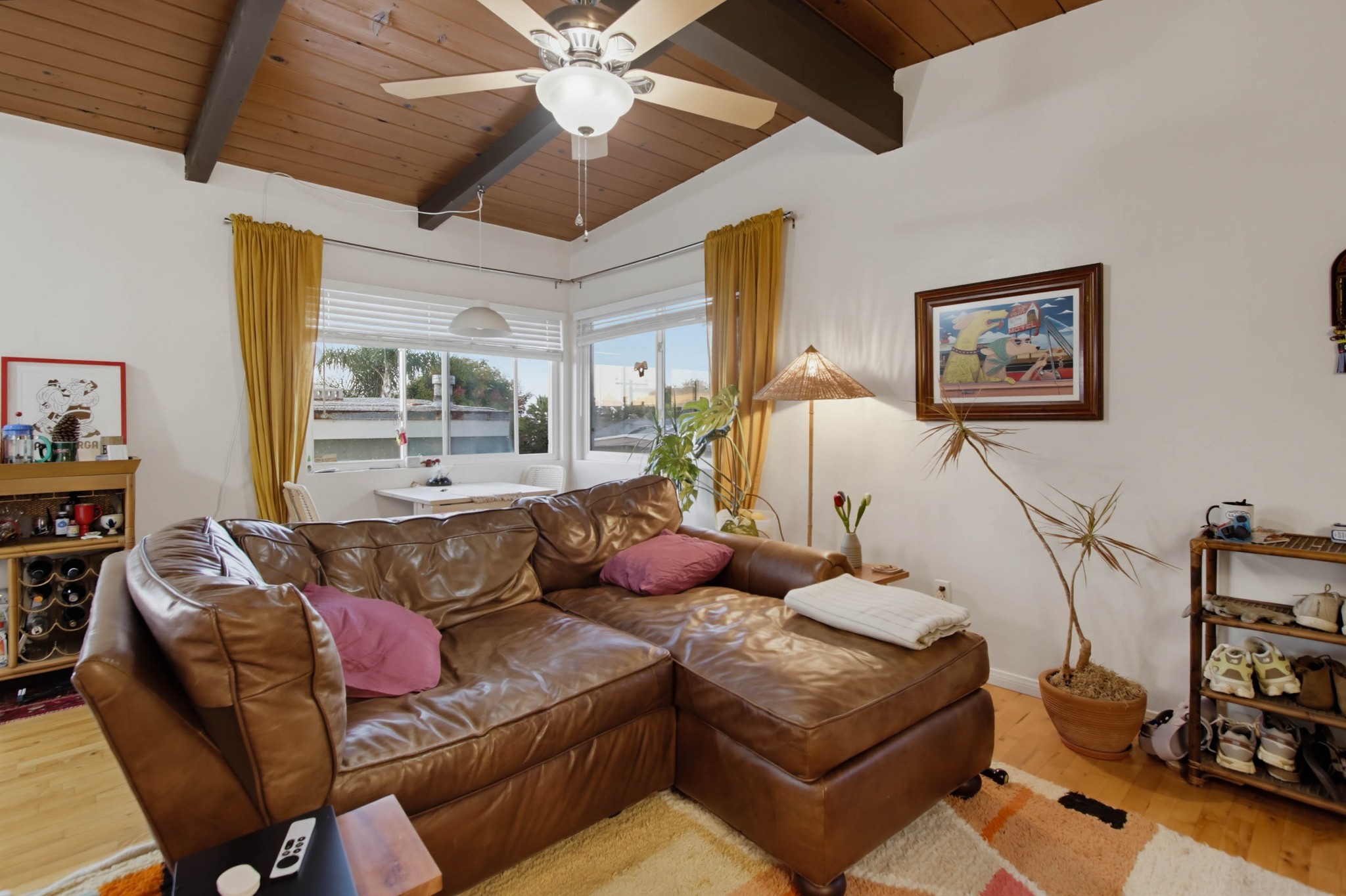Virtual tour photo 14 of 61 for 4565 Narragansett Ave