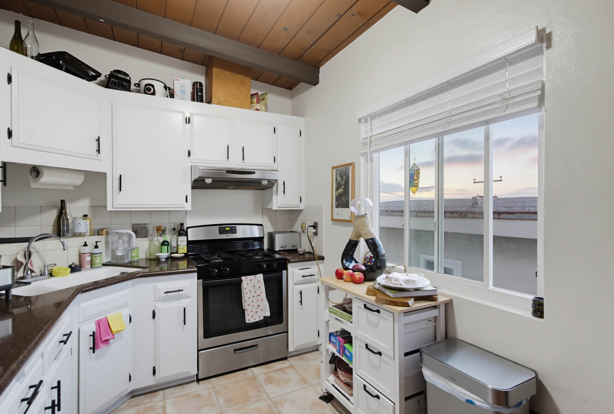 Virtual tour photo 19 of 61 for 4565 Narragansett Ave