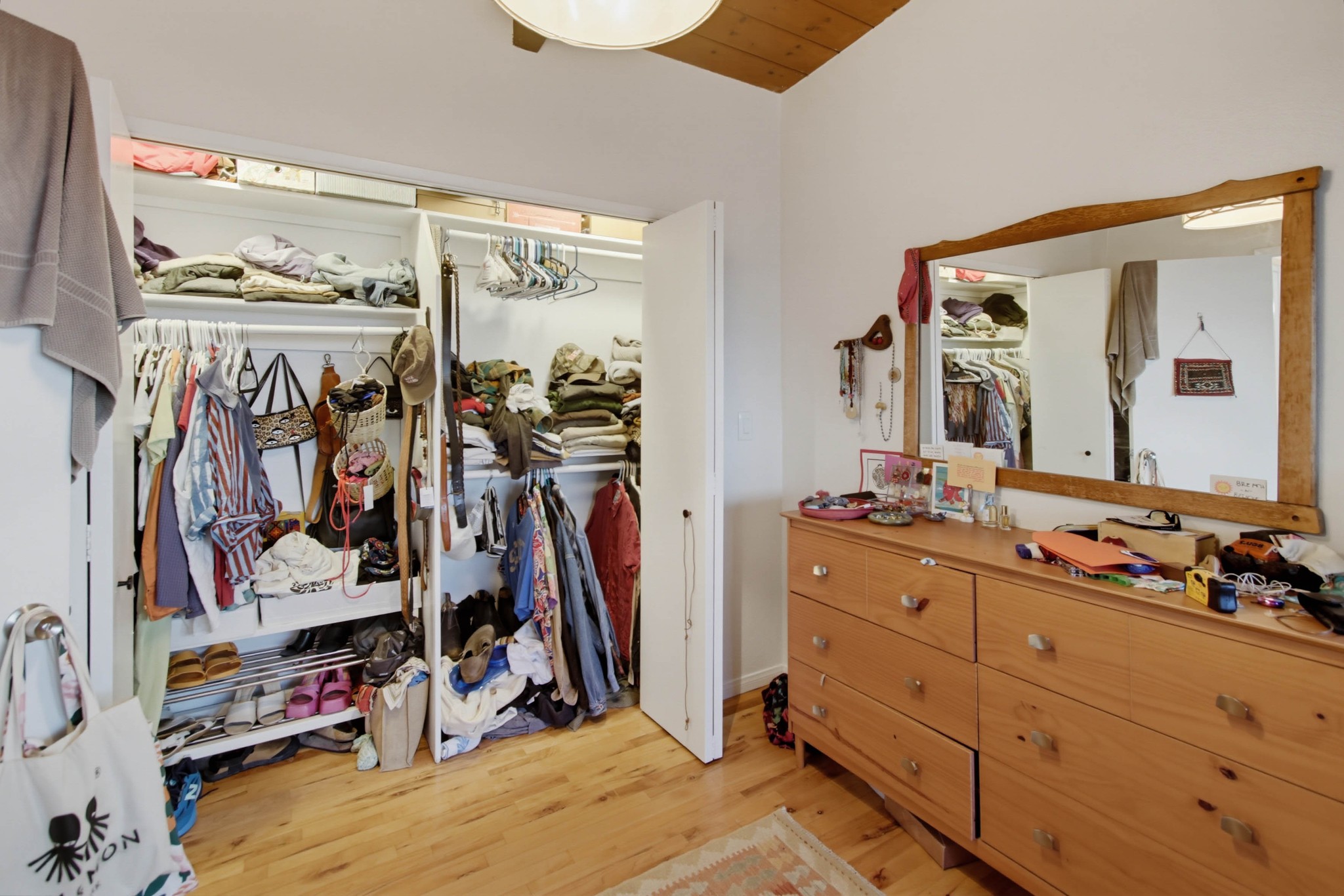 Virtual tour photo 27 of 61 for 4565 Narragansett Ave