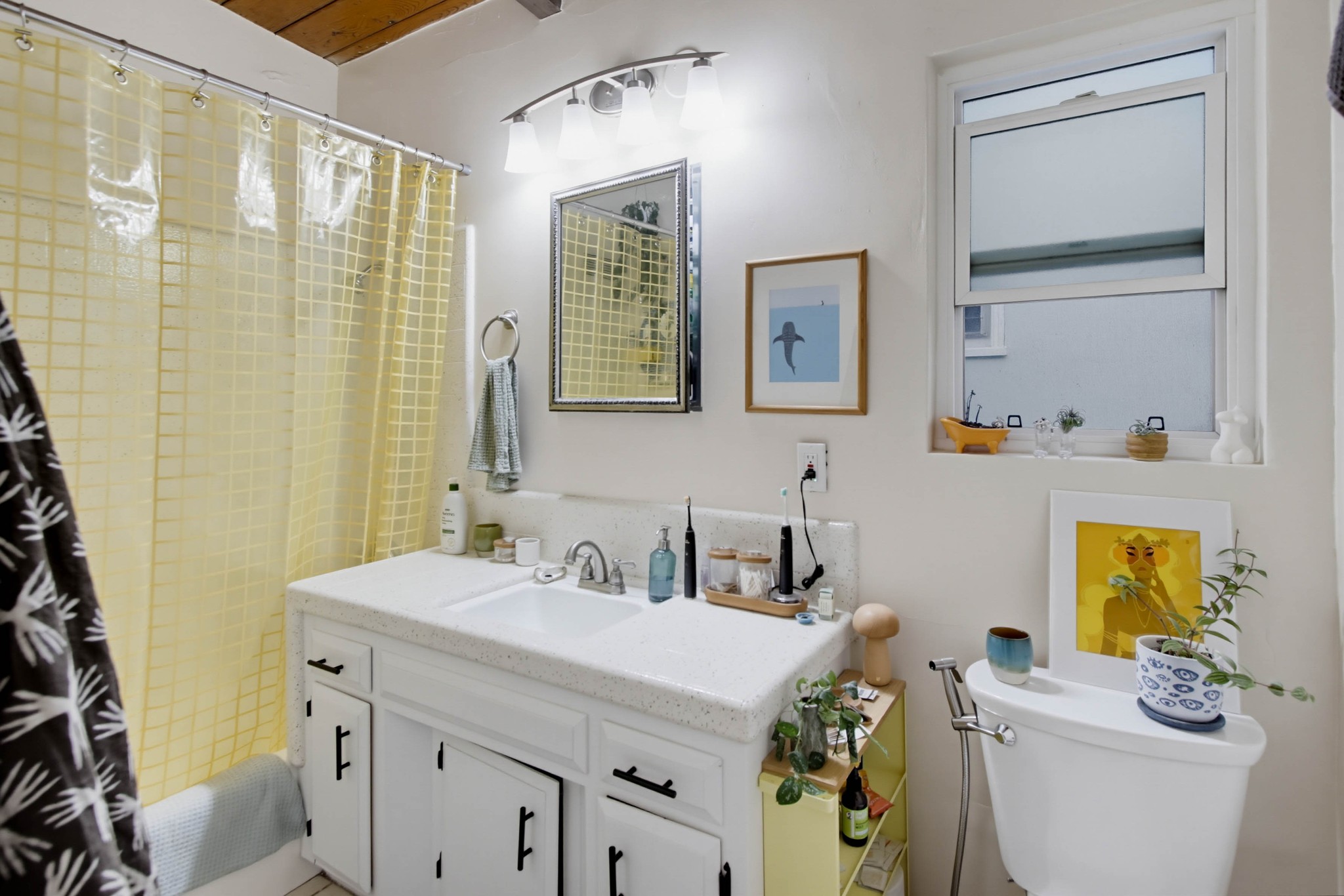 Virtual tour photo 29 of 61 for 4565 Narragansett Ave