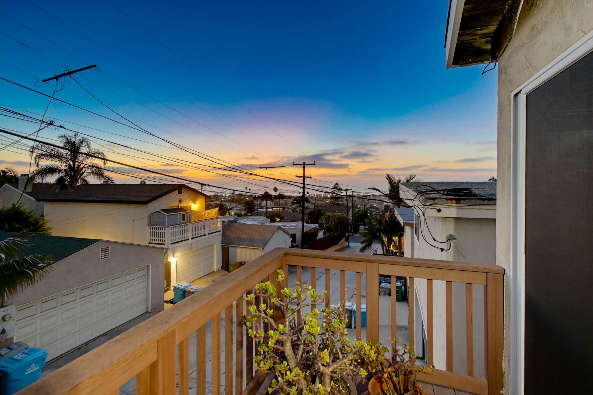 Virtual tour photo 31 of 61 for 4565 Narragansett Ave